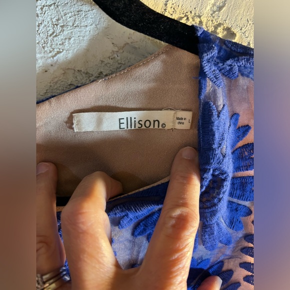 Party dress in purple by Ellison, mini w scalloped hem. Nude under lovely purple - Picture 3 of 11